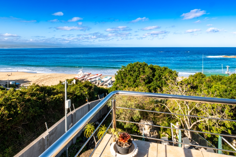 7 Bedroom Property for Sale in Beacon Isle Western Cape